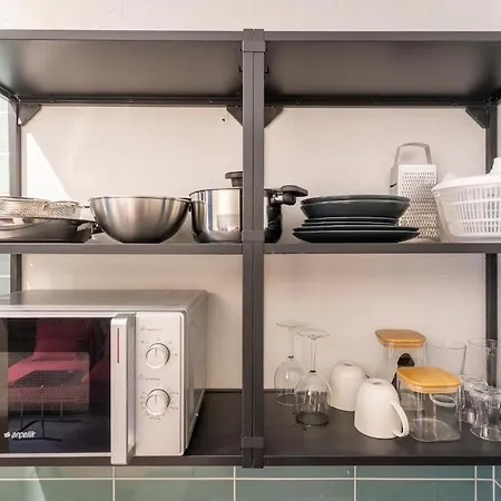 Stone Just A 3min Walk From The Clock Tower İzmir