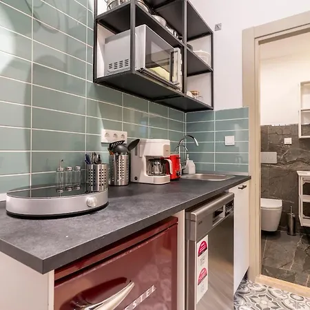 Appartement Stone Just A 3min Walk From The Clock Tower