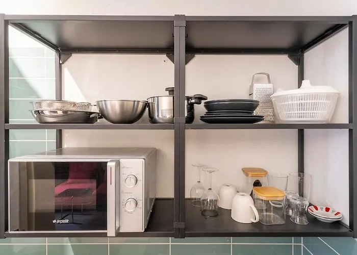 Stone Just A 3min Walk From The Clock Tower İzmir